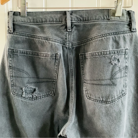 American Eagle Black Distressed Highest Rise 90s Boyfriend Jeans | Size 10 - Picture 7 of 9
